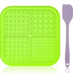 Green Silicone Pet Lick Mat with Spatula
